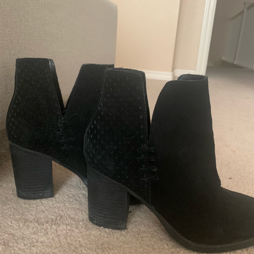 Steve Madden Heeled Suede Bootie